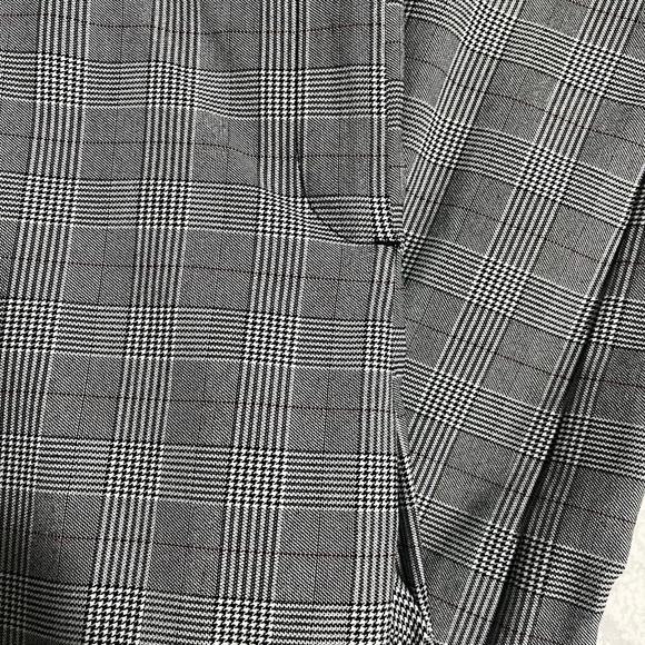 NWOT Violets & Roses Violet mid-rise slim straight trousers. 6P - Picture 7 of 7